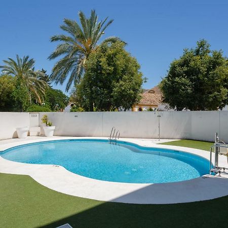 Real Escuela Home Jerez de la Frontera Exteriör bild