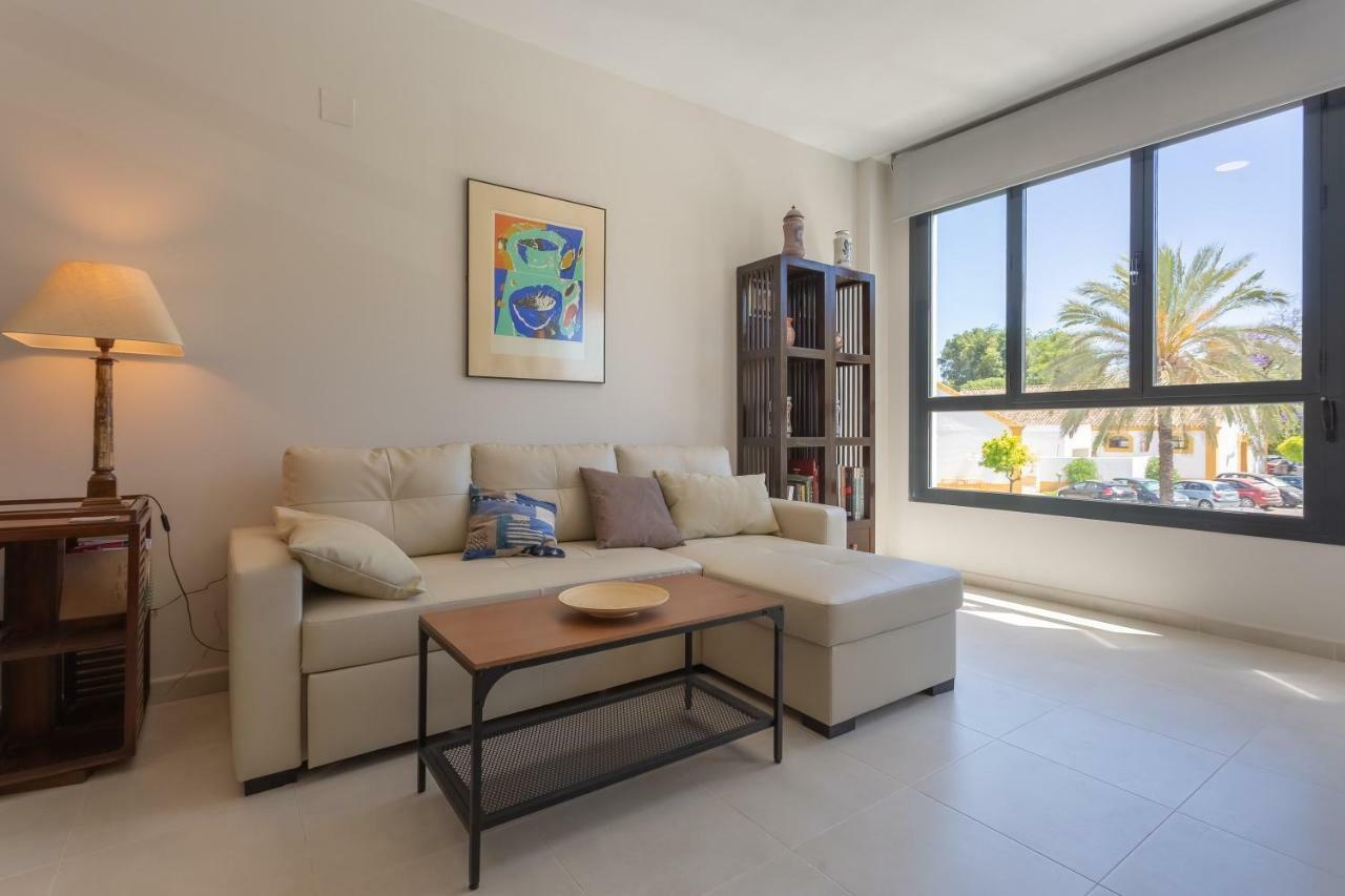 Real Escuela Home Jerez de la Frontera Exteriör bild