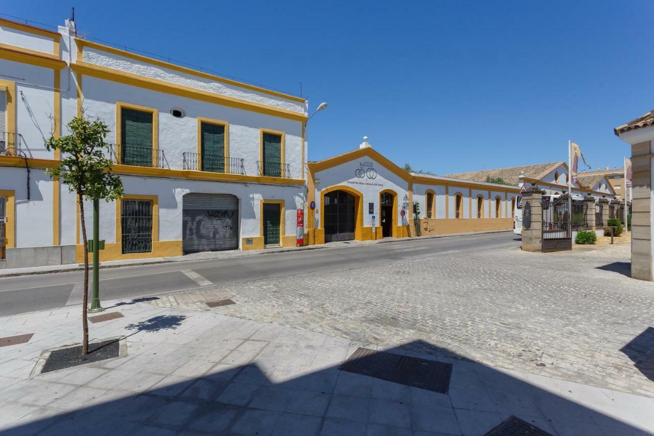 Real Escuela Home Jerez de la Frontera Exteriör bild